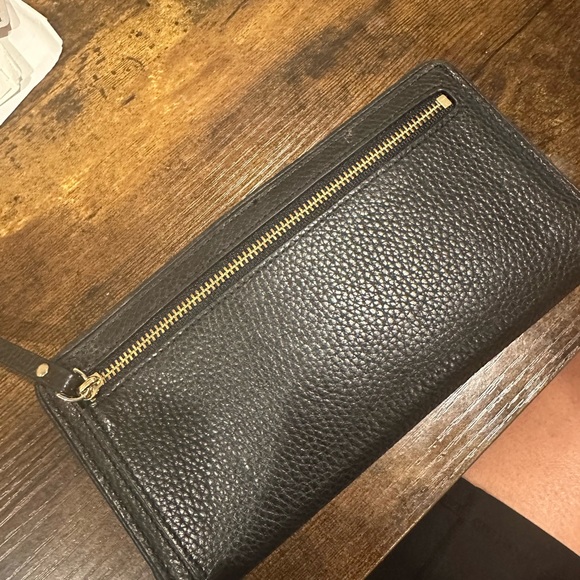 Kate Spade Wallet - Picture 2 of 10